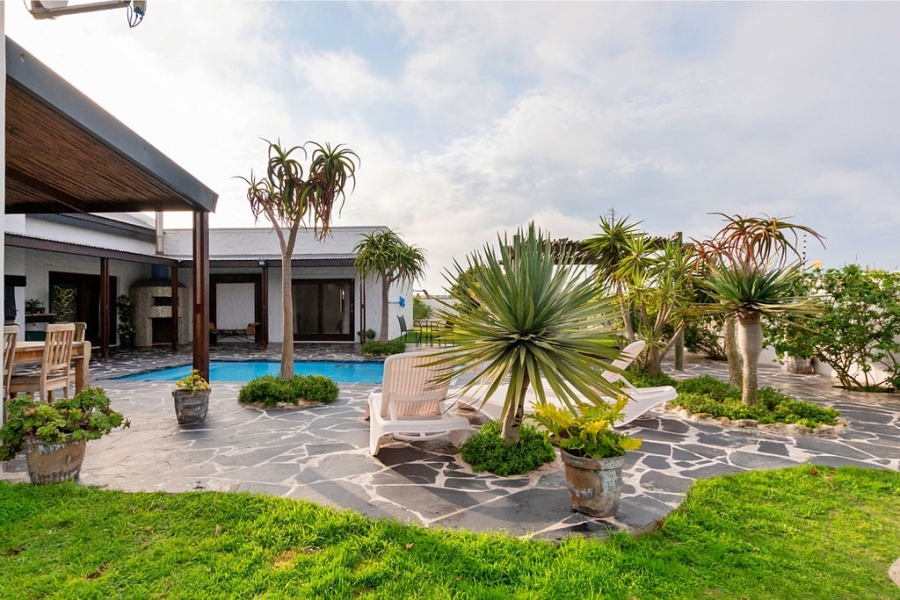 To Let 4 Bedroom Property for Rent in Long Acres Country Estate Western Cape